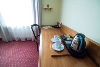 Отель Hotel Tigra Приекули Люкс с кроватью размера «king-size»-3