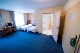 Отель Hotel Tigra Приекули Двухместный номер с 1 кроватью - Подходит для гостей с ограниченными физическими возможностями-2